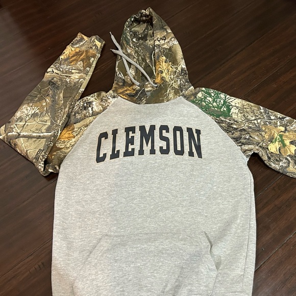 Colosseum Clemson Green and Camouflage Colosseum Men's Hoodie small - Picture 4 of 4